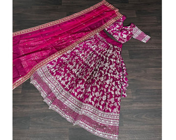 Red Colour Georgette and Thread with Sequnce Work Party Wear Collection Special Lehenga Choli Set