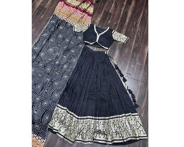 Womens New Stylish party wear lehenga