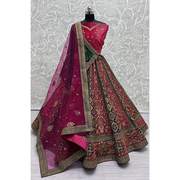 Women's Designer Heavy Dynamic Velvet Bridal Wedding Lehenga Choli