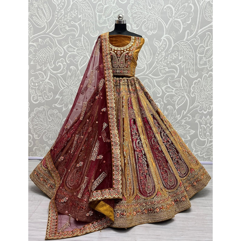 Women's Designer Heavy Dynamic Velvet Bridal Wedding Lehenga Choli
