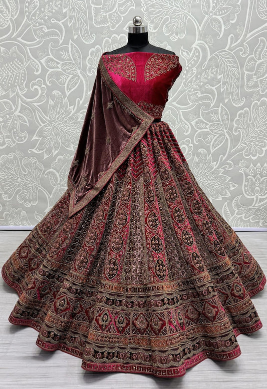 Women's Designer Heavy Dynamic Velvet Bridal Wedding Lehenga Choli