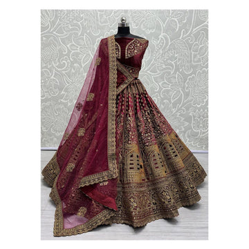 Women's Designer Heavy Dynamic Velvet Bridal Wedding Lehenga Choli