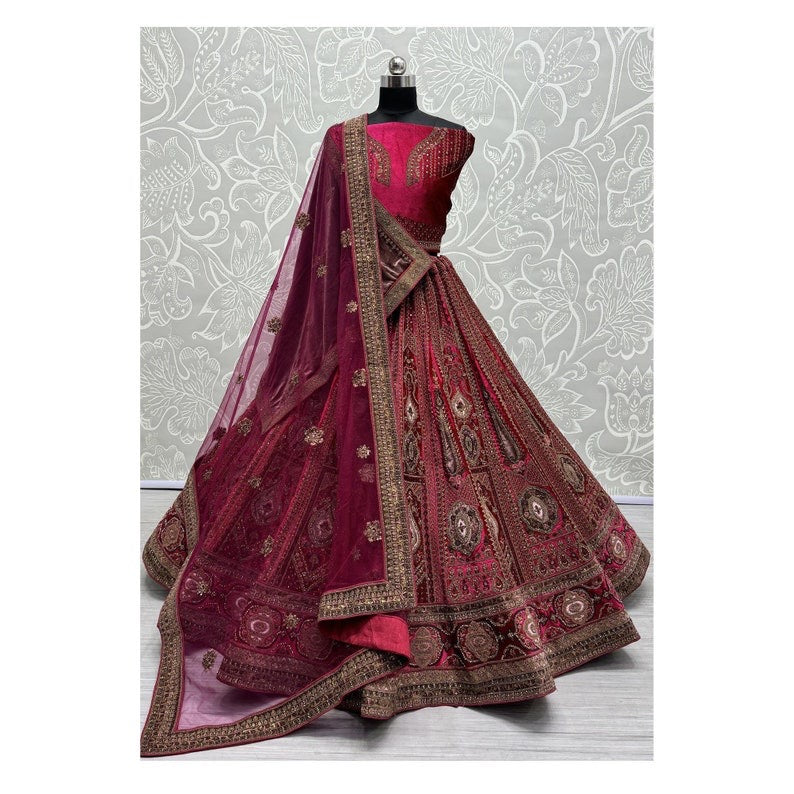Women's Designer Heavy Dynamic Velvet Bridal Wedding Lehenga Choli