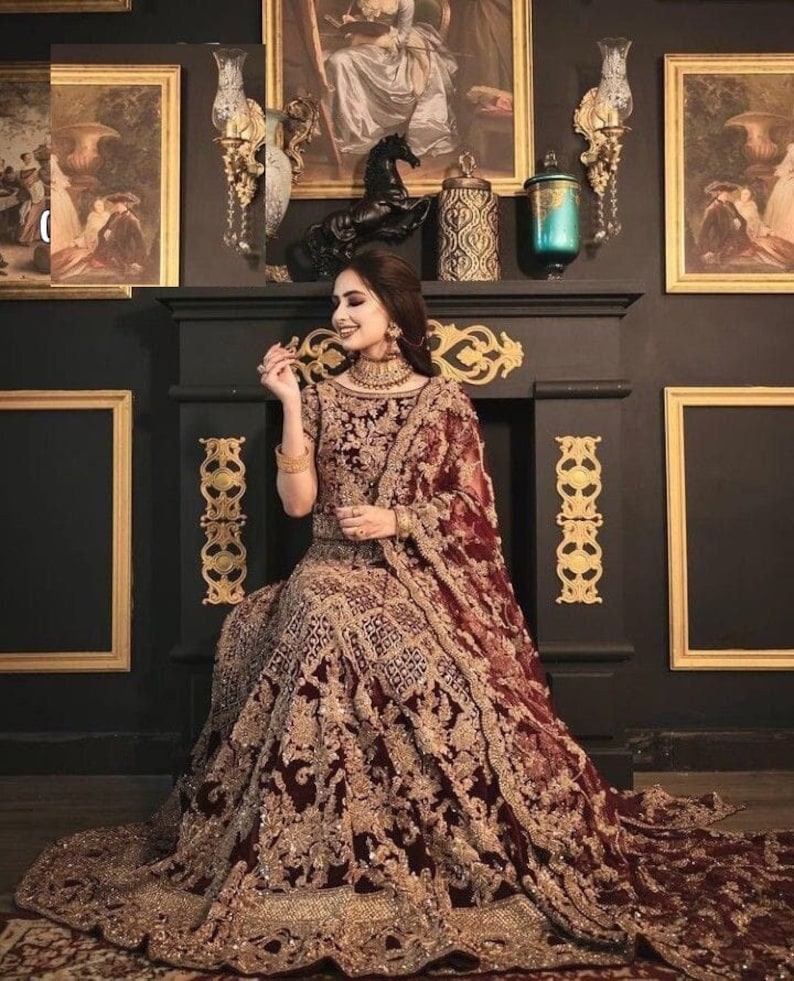 Maroon Velvet Lehenga Blouse - Scalloped Dupatta