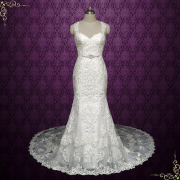 Luxurious Lace Fitted Mermaid Wedding Dress with Keyhole
