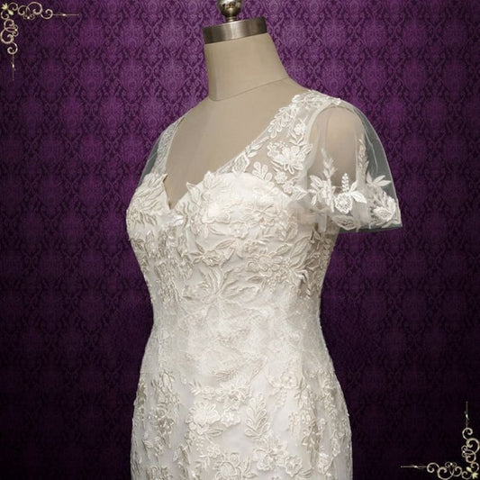 Fitted Boho Lace Mermaid Wedding Dress with Short Sleeves