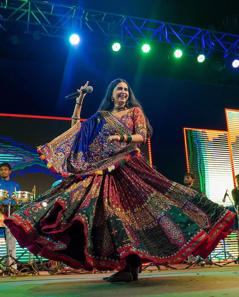 Navratri Traditional Kinjal Special Semi Stitched Lehenga Choli