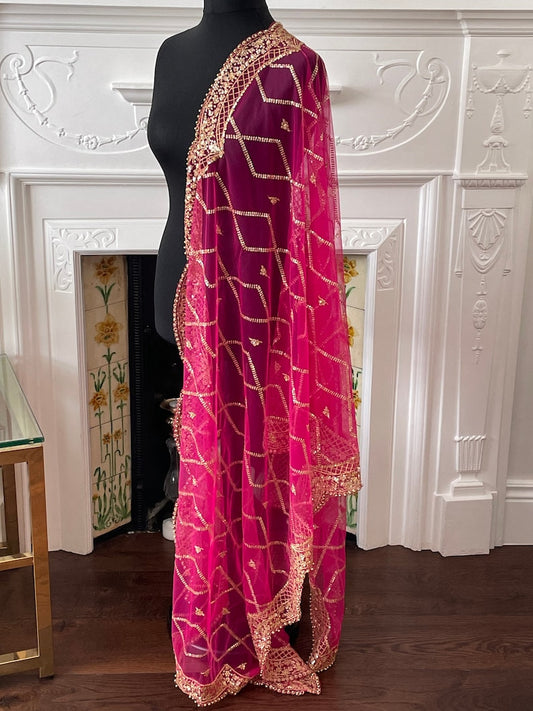 Net Scallop Sequin Border Scarf Dupatta