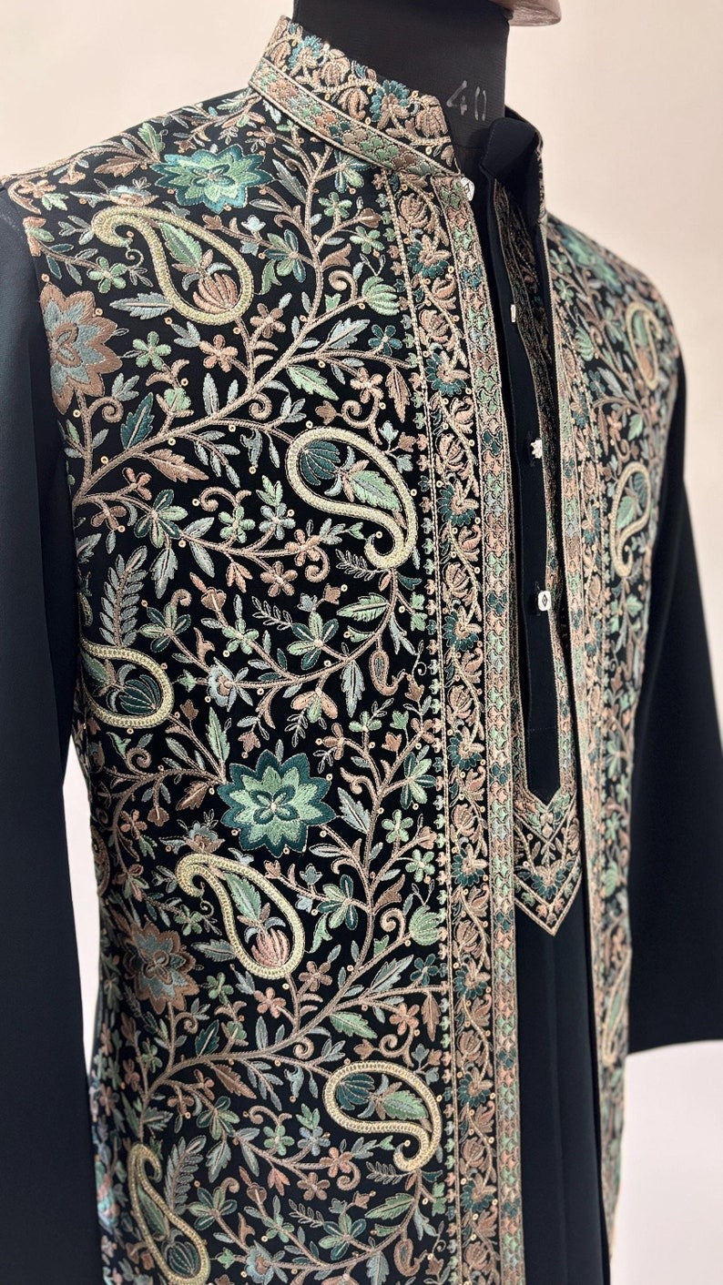 Customized Men's Two Pieces Outfit Dashiki African Suit Shirt Over Long Embroidered