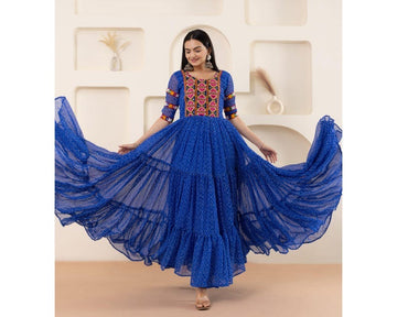 Women Ethnic Motifs Printed Mirror Work Georgette Kurta