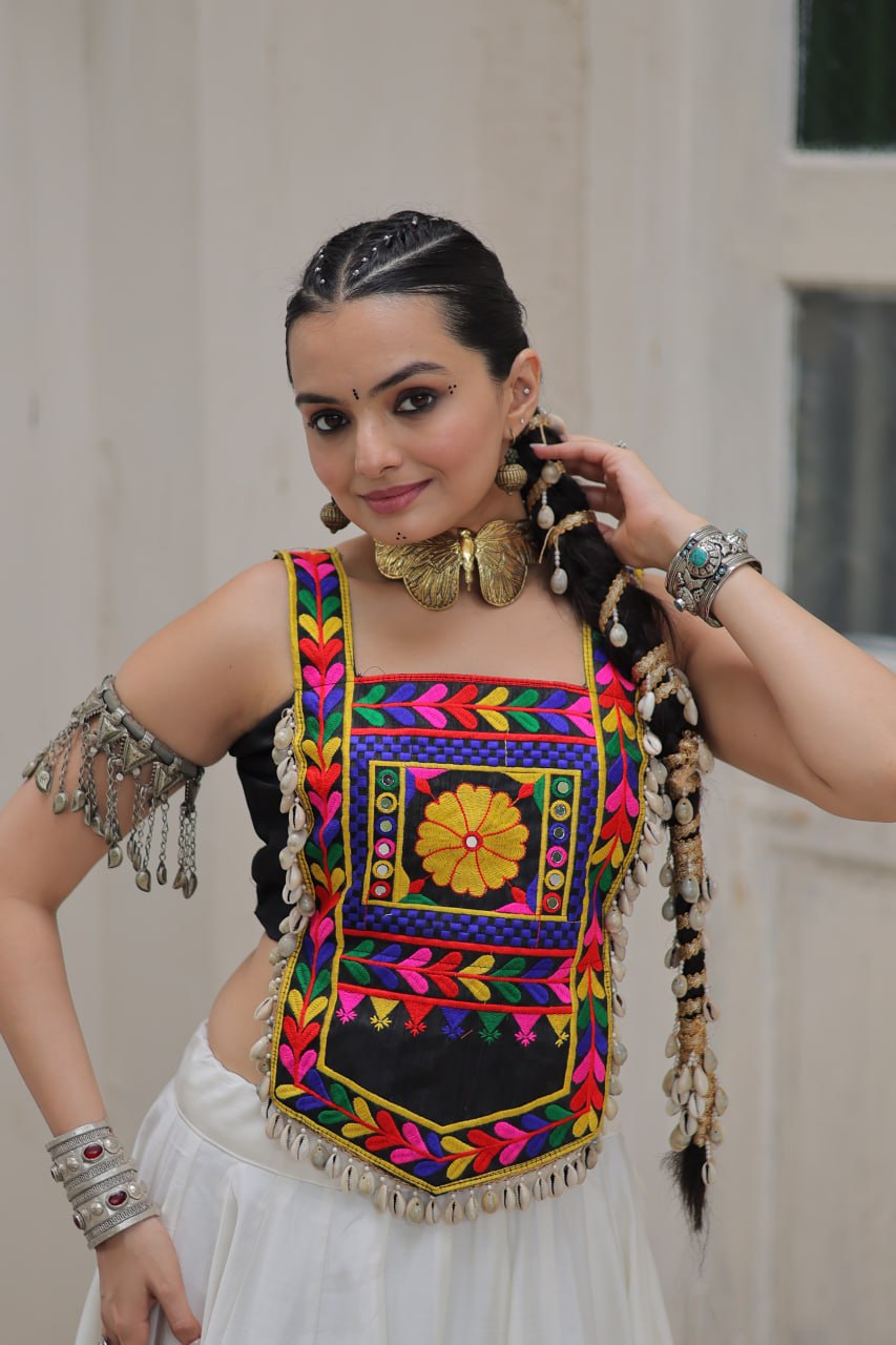 Roman With Attractive Gota-Patti Lace Black choli